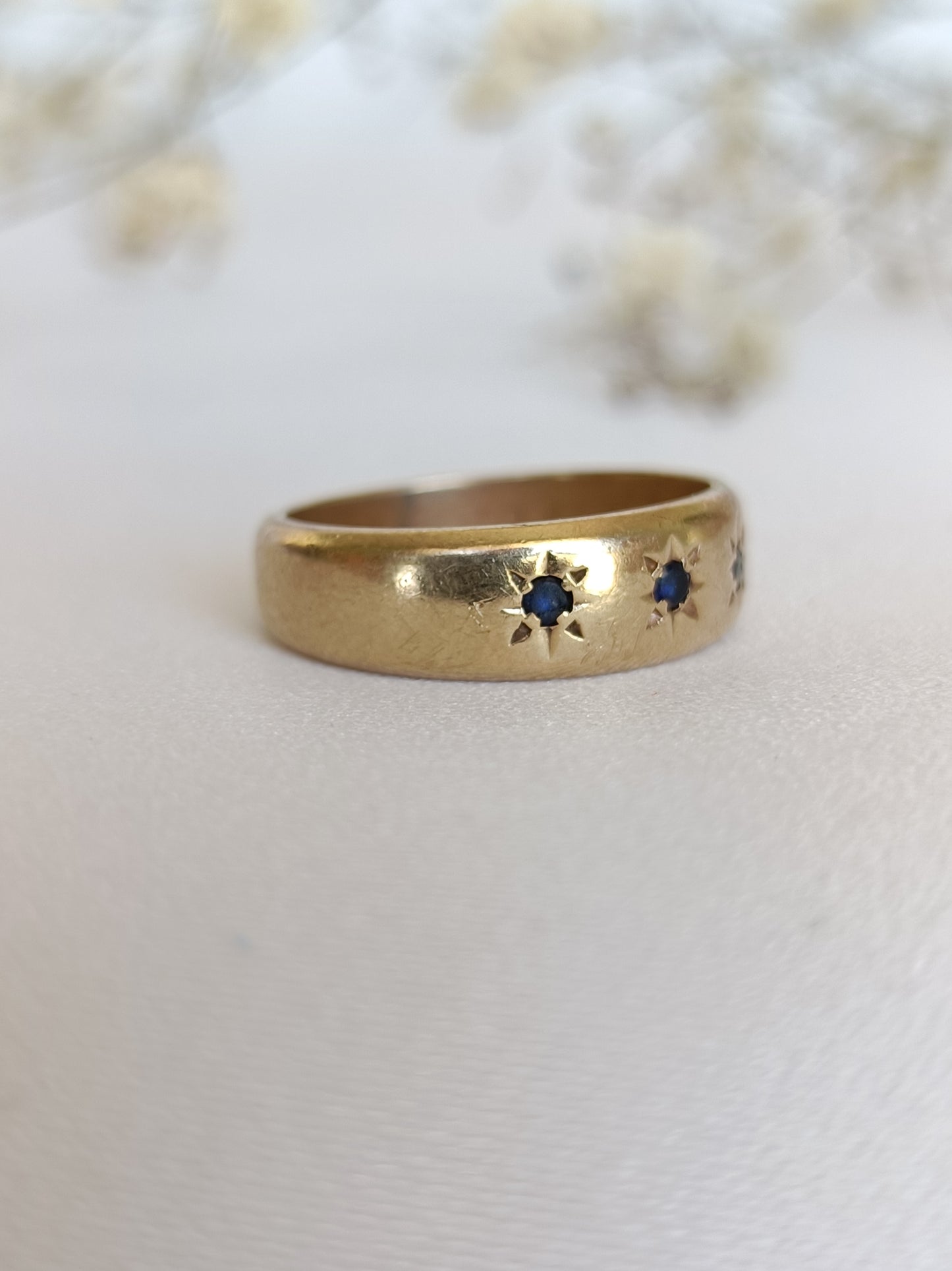 Vintage Australian 1970's MY VALENTINE 9ct yellow gold & star set Sapphire band dress ring