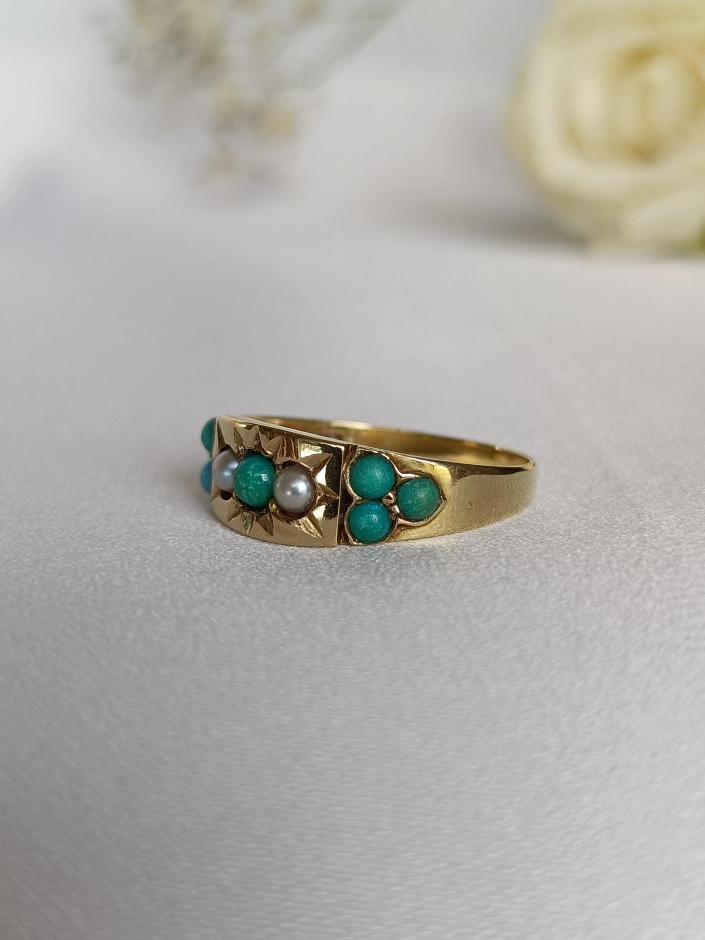 Antique 15ct Gold Star Set Turquoise & Seed Pearl Gypsy ring