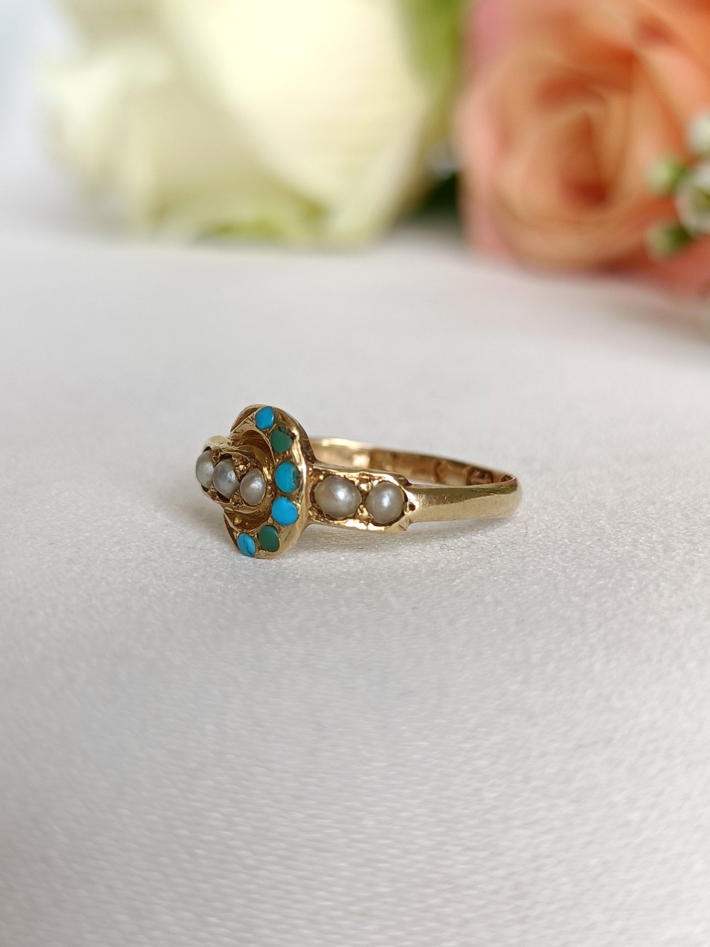 Antique Victorian 1864c 15ct yellow gold turquoise & seed pearl buckle ring