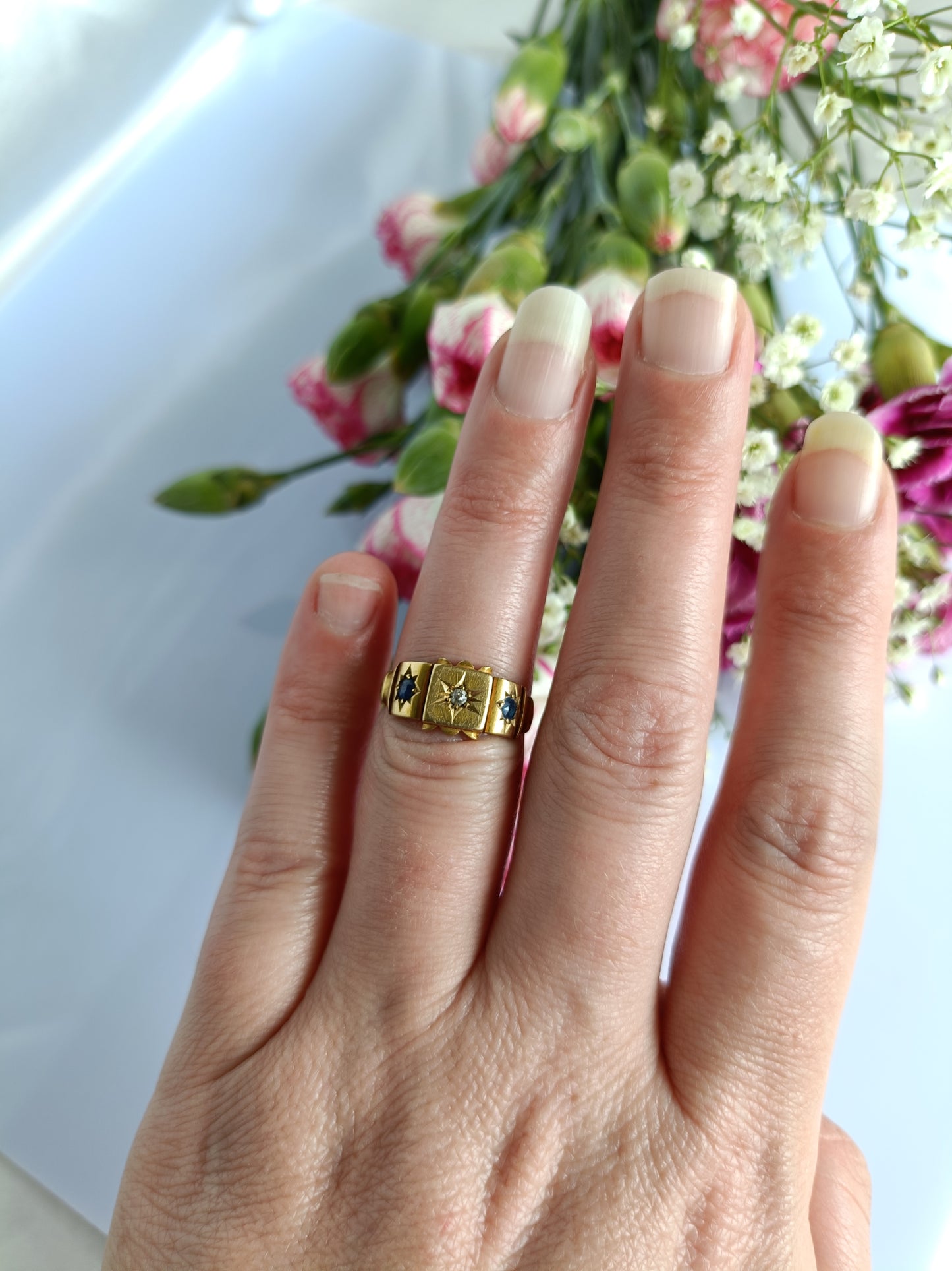 Antique 1901 18ct Gold Chester Assayed Diamond & Sapphire Flush Star Set Ring