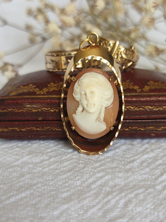 Vintage 1975 9ct yellow gold & Shell portrait cameo pendant 4.36grams